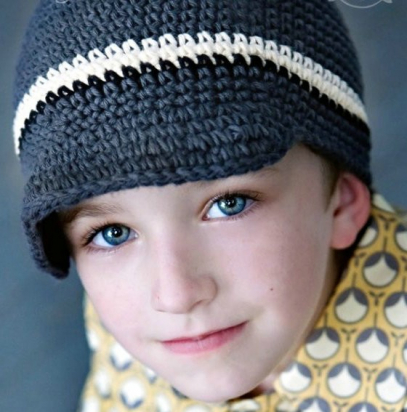 Bonnet /casquette en crochet - bleu marine blanc - garçon