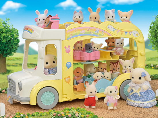 Le bus et sa cour de récréation Sylvanian