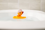 Gaspard BateauGaspard le canard et son bateau flottant – jouet de bain dès 6 mois Lilliputiens